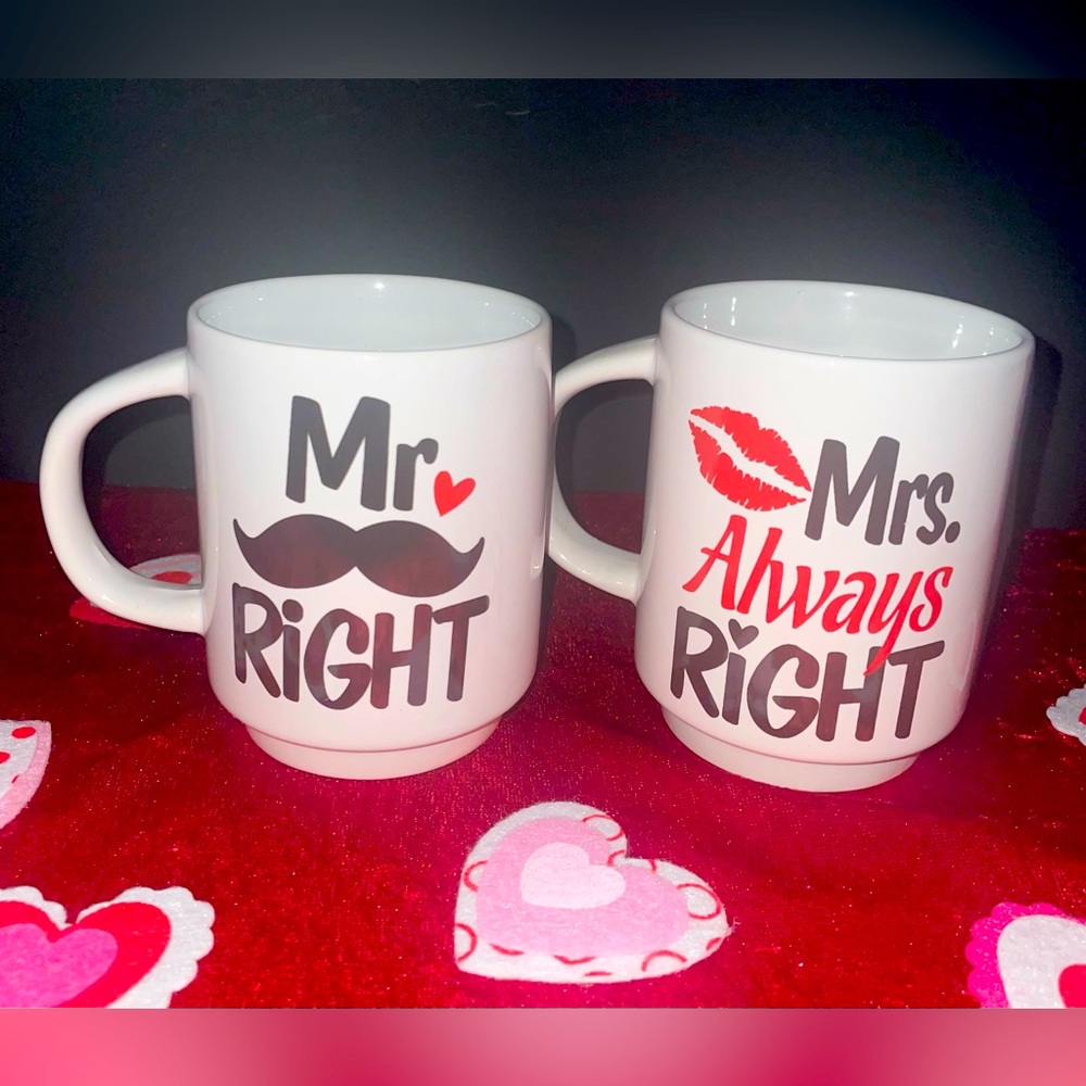 Mr & Mrs 10 oz. Ceramic Coffee Mugs White Red Black Lips Kiss Heart Wedding NWOT